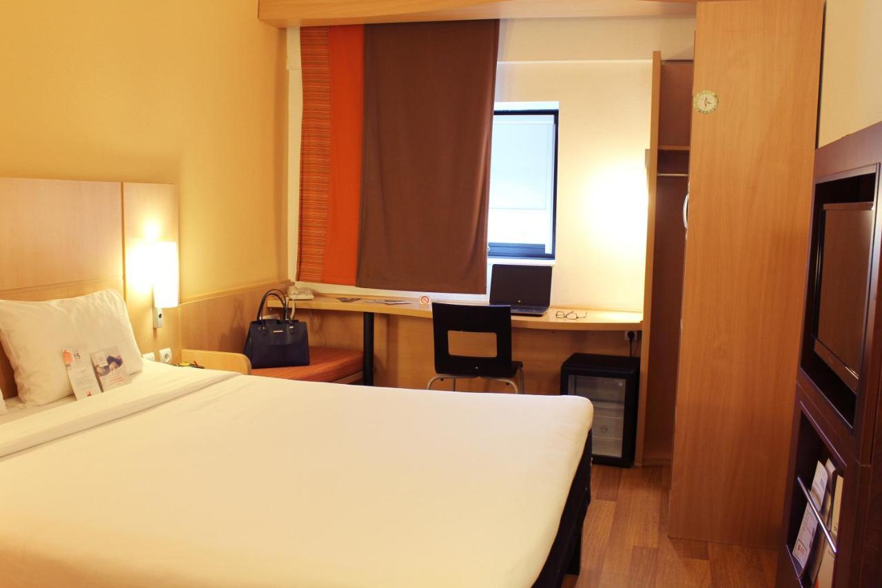 Ibis Oran Les Falaises Kültér fotó