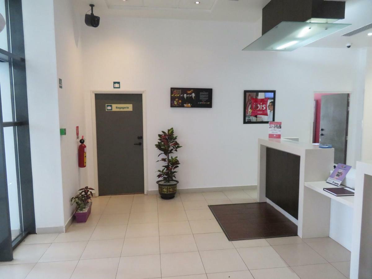 Ibis Oran Les Falaises Kültér fotó