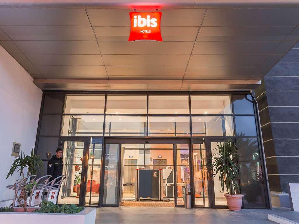 Ibis Oran Les Falaises Kültér fotó